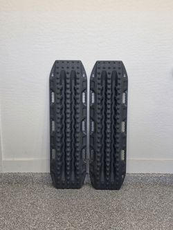 Maxtrax MKII traction boards
