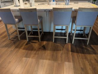Island high chairs