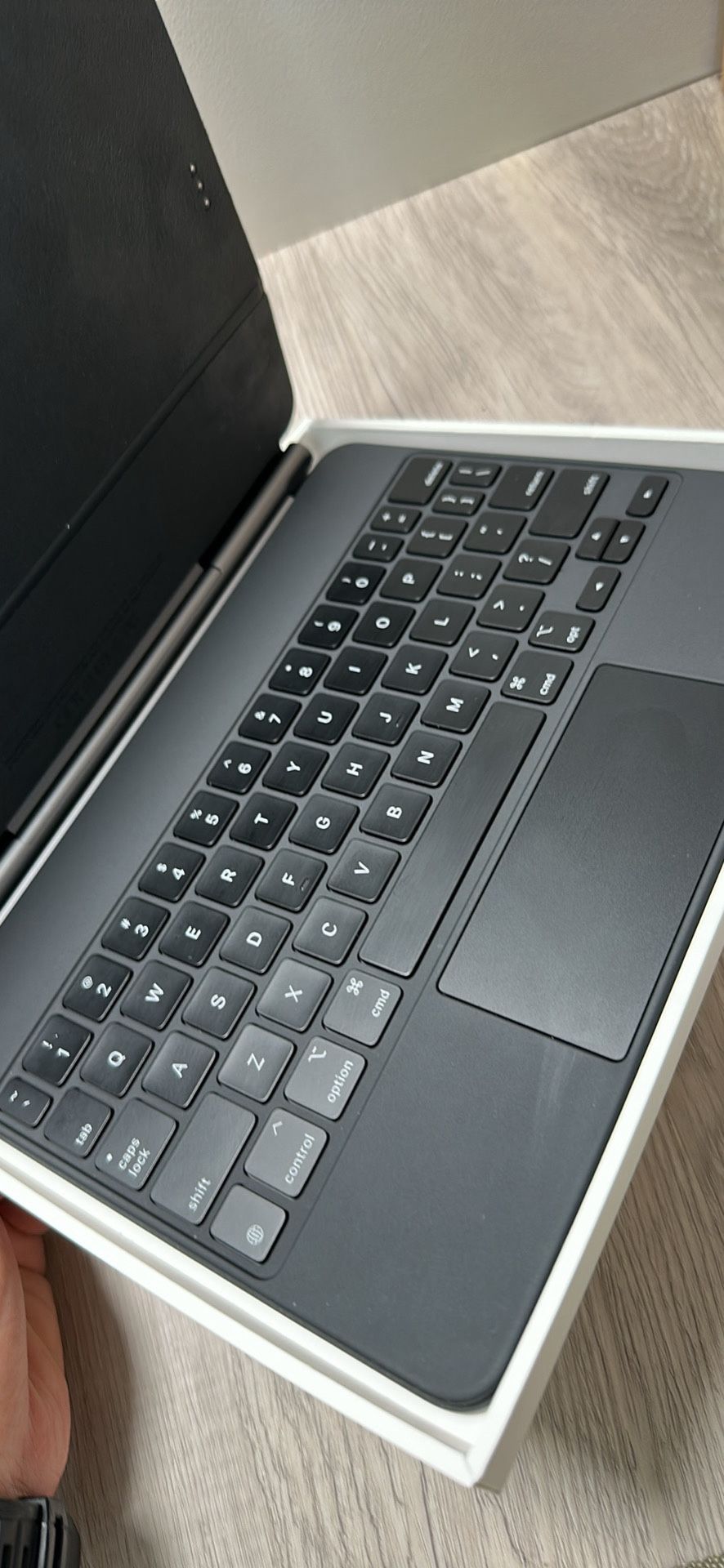 Apple Magic Keyboard for iPad Pro 11-in (3rd/2nd Gen) and Air 4/5 - Black A2261.