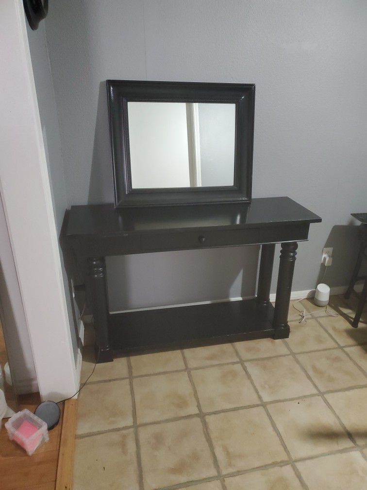 Entry Table And Mirror For Sale