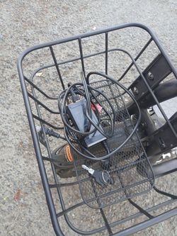 Phantomgogo Commuter R1 seated electric scooter