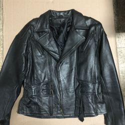 M Women stylish Black  Genuine Leather  jacket padded with liner zipper 