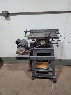 8" Table Saw With Extra Blades