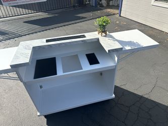 6 Piece Wooden Cart Formica Top Material Mats And Fake Plant Not Included 