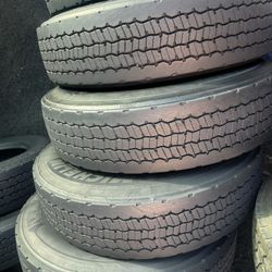 Recap Michelin Tires 275/80/22.5