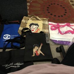 Tote bags