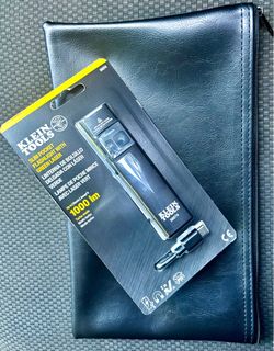Klein Tools Slim Pocket Flashlight with Green Laser