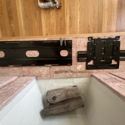 Ultra Slim Wall Mount for Select SONY TVs - Black