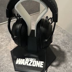 Gaming headphones Stand