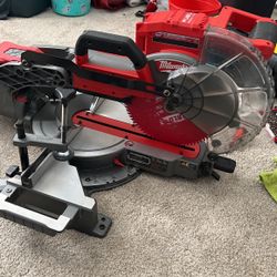 Milwaukee Miter Saw