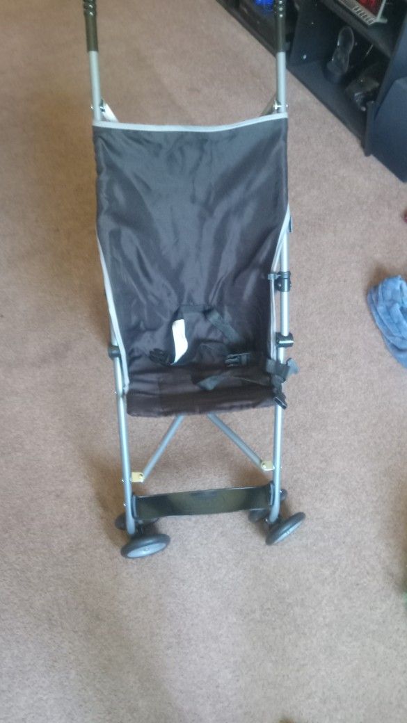 Cosco Kids Collapsing Baby Stroller W/wheel Locks