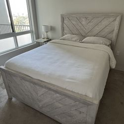 Queen Bed Set - Frame, Mattress, Box Spring