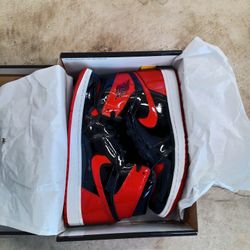 Sneaker1