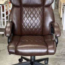 Brand New : chair brown color