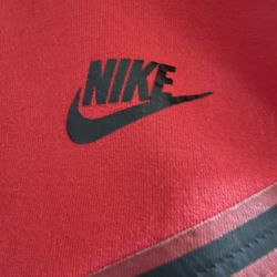 Red Nike Tech Size M