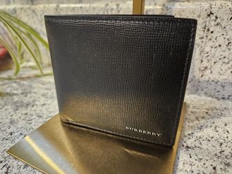 New Without Tags BURBERRY WALLET