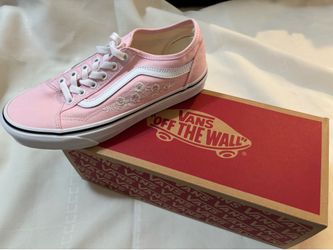 Vans women’s pink shoes