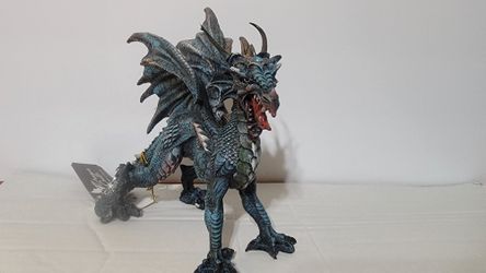 Fierce Dragon Statue