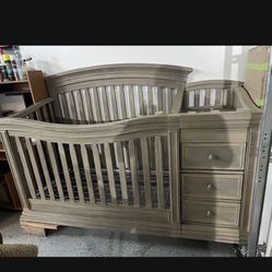 Baby Crib 