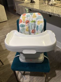 fisherprice high chair with tray straps onto chair
