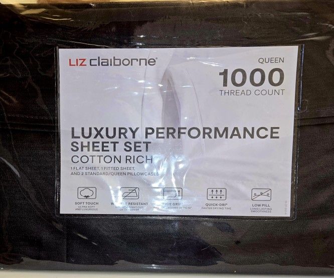 LIZ Clairborne Luxury Sheet Set
