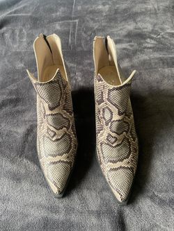 Vince Camuto