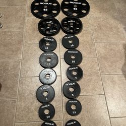 Rogue urethane Olympic weight plate set 300lbs