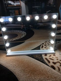 Vanity mirror