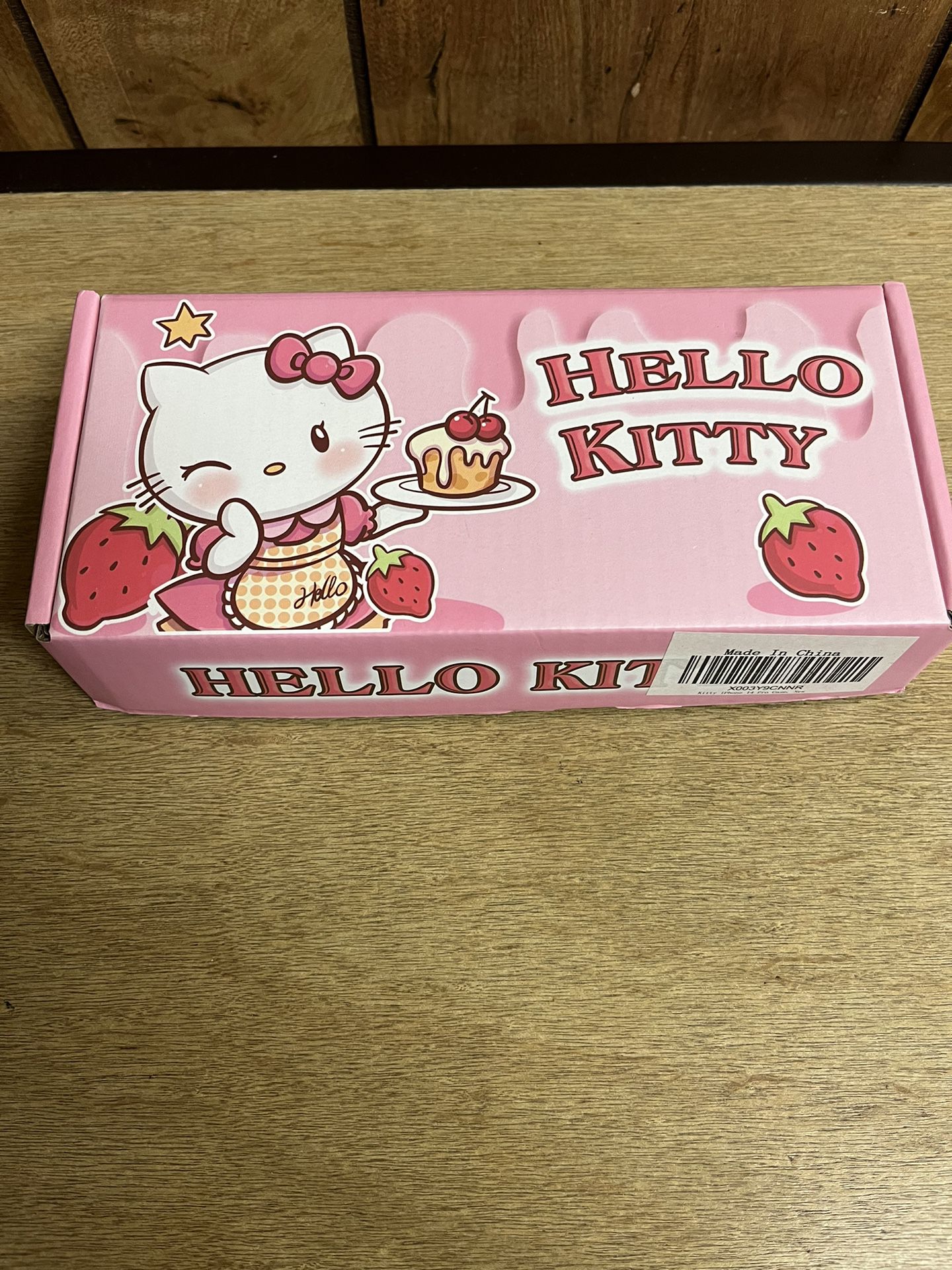Brand New Hello Kitty Case for 14 Pro. Missing Lanyard and Stand