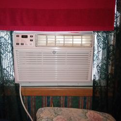 Digital GE Window AC