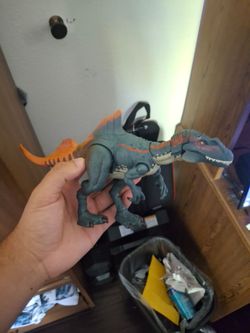Jurassic World Lost World: Jurassic Park Hammond Collection Concavenator