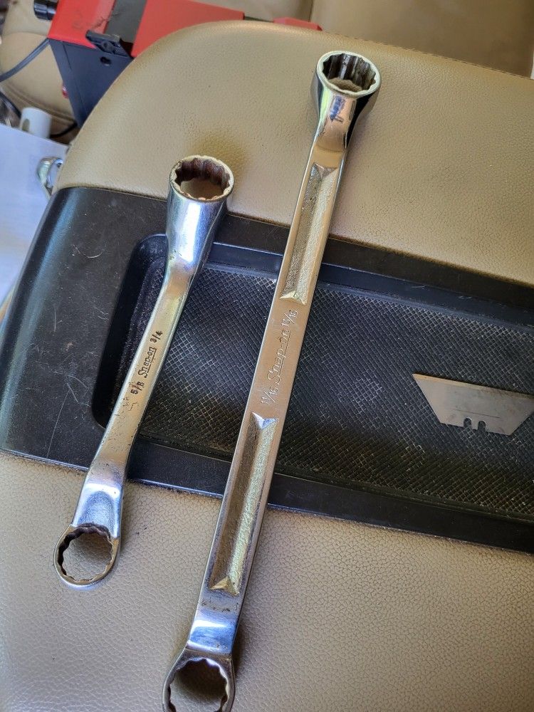 Snap On Short 60° Offset Box End 5/8-3/4 And Snap On Offset Double Box End 11/16-13/16