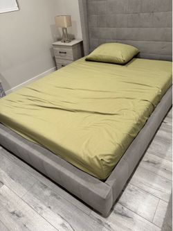 Memory Foam Queen Mattress