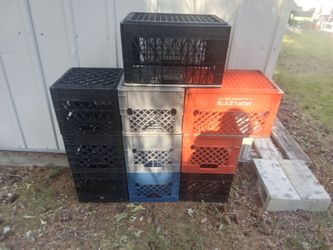 10 Heavy Duty Plastic Milk Crates, Great Condition. $15.00 For All.