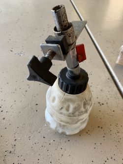 Brake fluid auto refill bottle ( must have for bleeding Brakes) .. ( Available Till Listing Deleted )