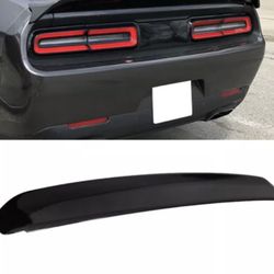 08-23 Dodge Challenger Trunk Spoiler Gloss Black