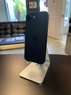 iPhone 16e - WiFi Only - 128GB