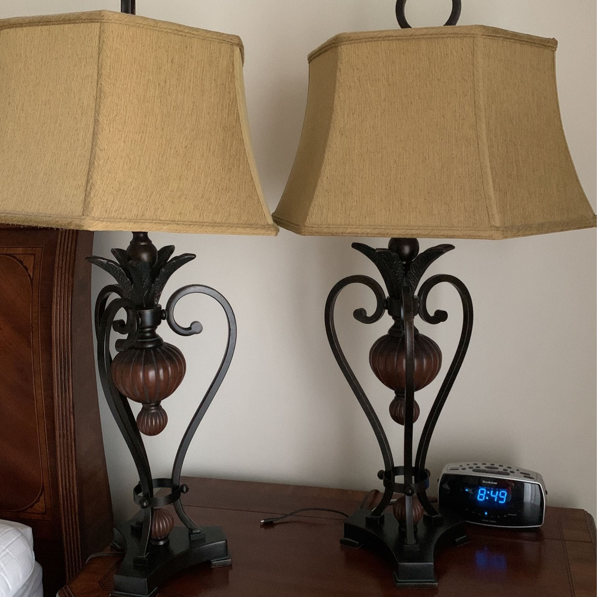 Beautiful Black Iron Lamps