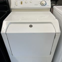 Maytag Electric Dryer( Delivery Available)