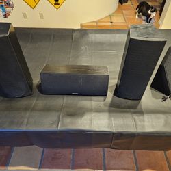 Advent Ht103 3 Piece Speaker System Plus Powered Sub