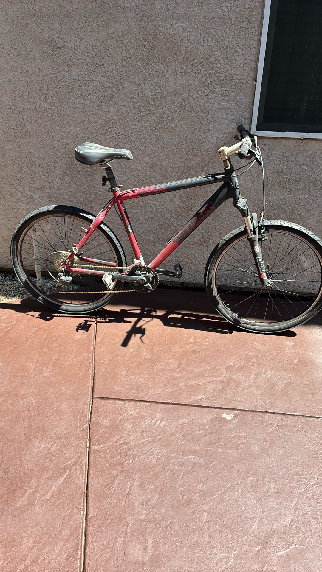 Trek 4500 19.5” Frame 24 Speed New Chain