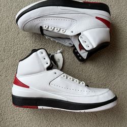 Jordan 2 Retro Chicago Size 11.5
