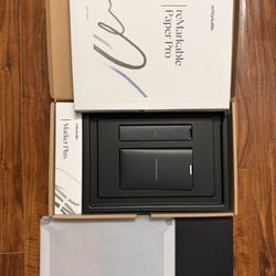 reMarkable Paper Pro 11.8” color. Box and all Accessories