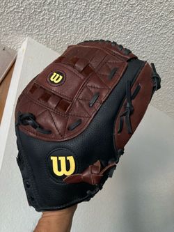 Wilson Elite softball Glove 13 “ inch