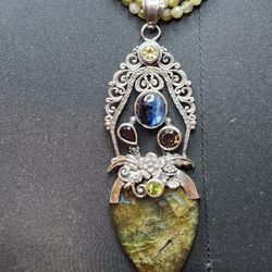 Handmade Natural Labradorite 925 Sterling Silver Pendant