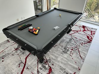 8ft Pool Table