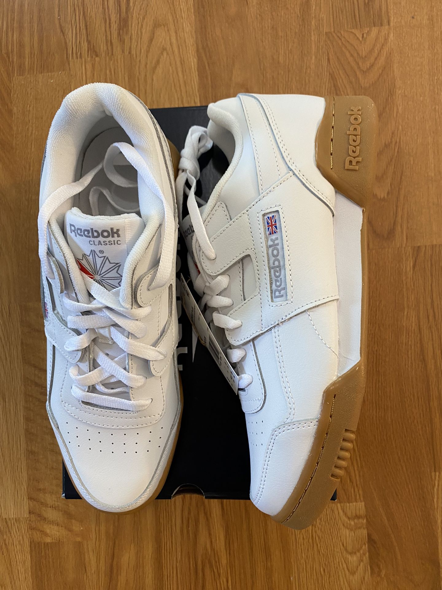 New Mens Reebok Sz 8, 8.5, 9 Shoes