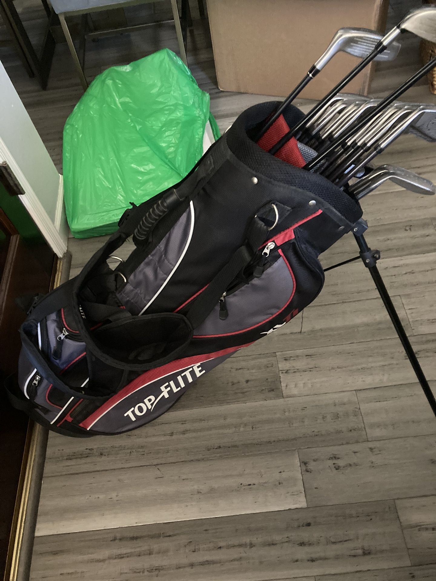 COMPLETE TAYLORMADE STIFF FLEX GOLF CLUB SET IRONS WOODS DRIVER HYBRID  WEDGES PUTTER BAG for Sale in Scottsdale, AZ - OfferUp