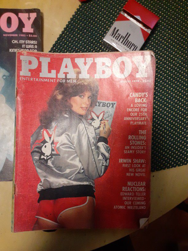 Over 100 Playboy Magazines From 1960 To 1989