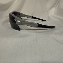 Oakley Sunglasses